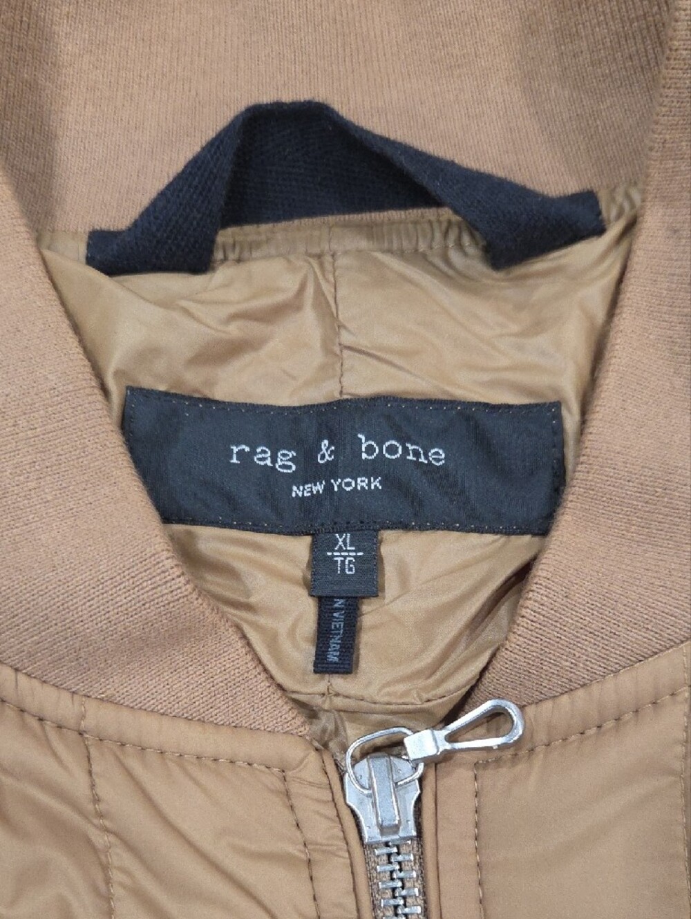 rag & bone Quilted Lightweight Jacket in Tan - Picture 2 of 8
